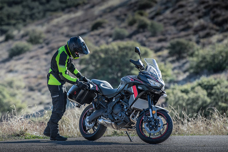 Kawasaki Versys 650 vs Benelli TRK 502: Adventure Tourer Comparison