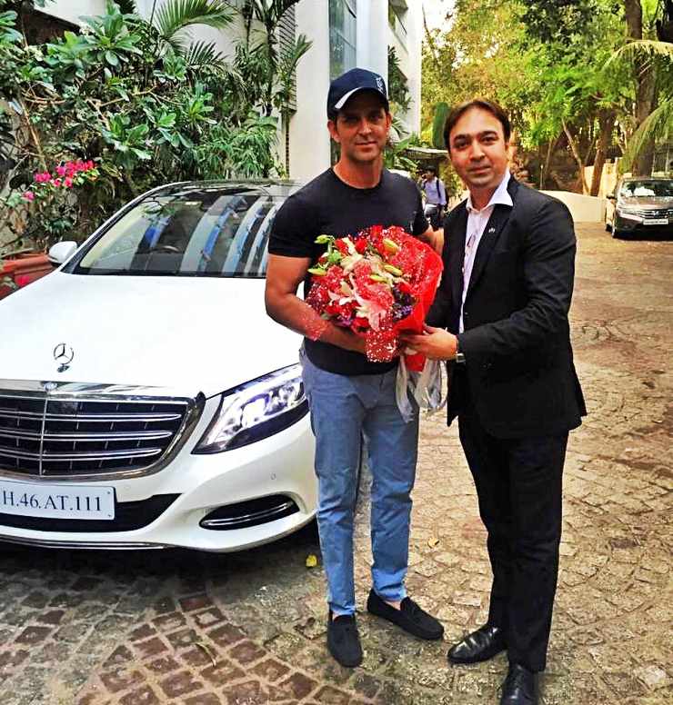 Hrithik Roshan Family’s 2nd Maybach Arrives As Rakesh Roshan Takes Delivery Of S580