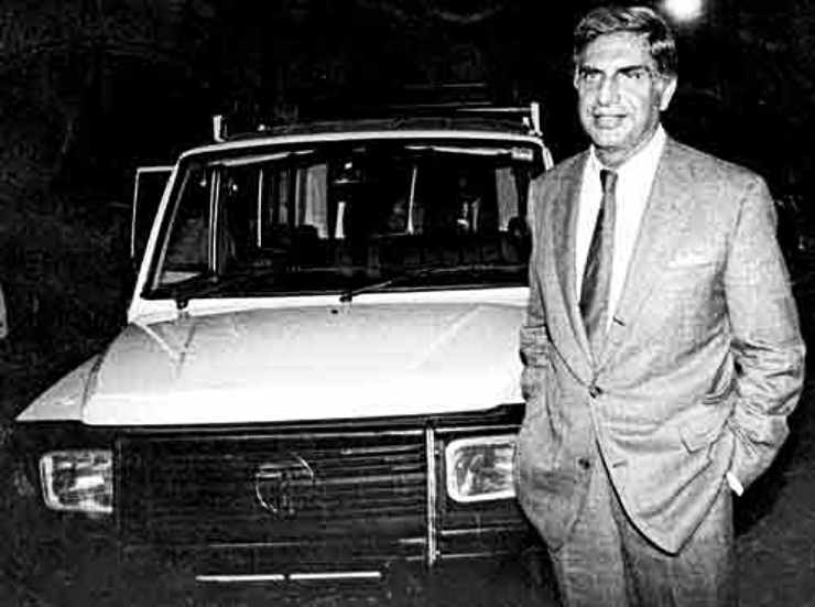 Young Ratan Tata: Rare Photos That Capture the Essence of a Legend!