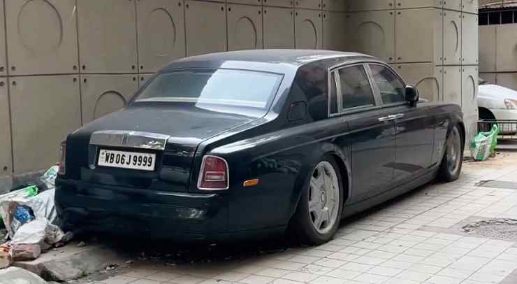 Rolls Royce Phantom abandoned rear