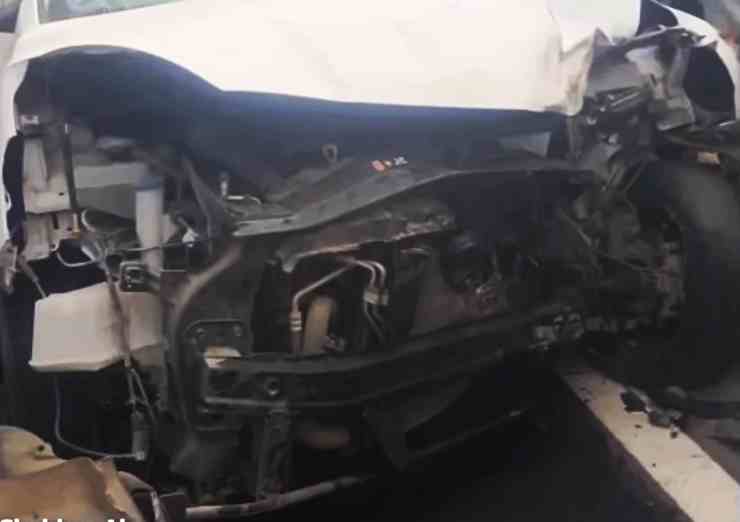 One Day-Old Tata Nexon Facelift Crashes With Tractor On Highway: Passengers Safe [Video]