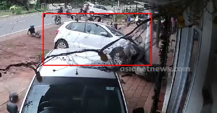 Out-Of-Control Volkswagen Polo Crashes Into 6 Other Vehicles: Crazy Video Footage