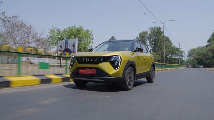 Maruti Suzuki Brezza vs Mahindra XUV 3XO: Which Entry-level Variant Should First-time Buyers on a Budget Choose?