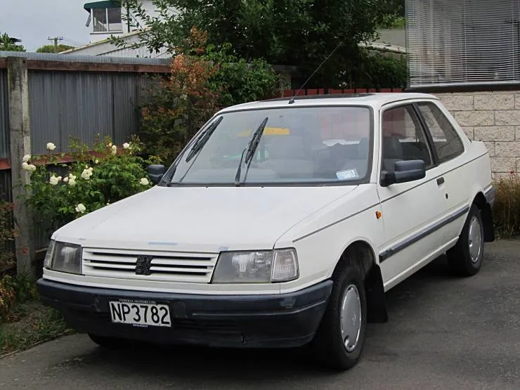 Peugot 309