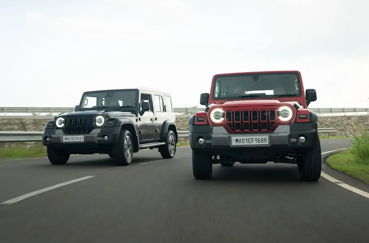 Mahindra Thar ROXX vs 3-Door Thar In A Classic Drag Race: Which SUV Will Win? [Video]