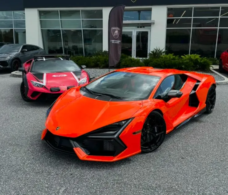 Couple-buys-Lamborghini-Revuelto-and-Sterrato