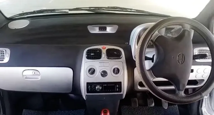 Tata-Indica-V2-modified-interior